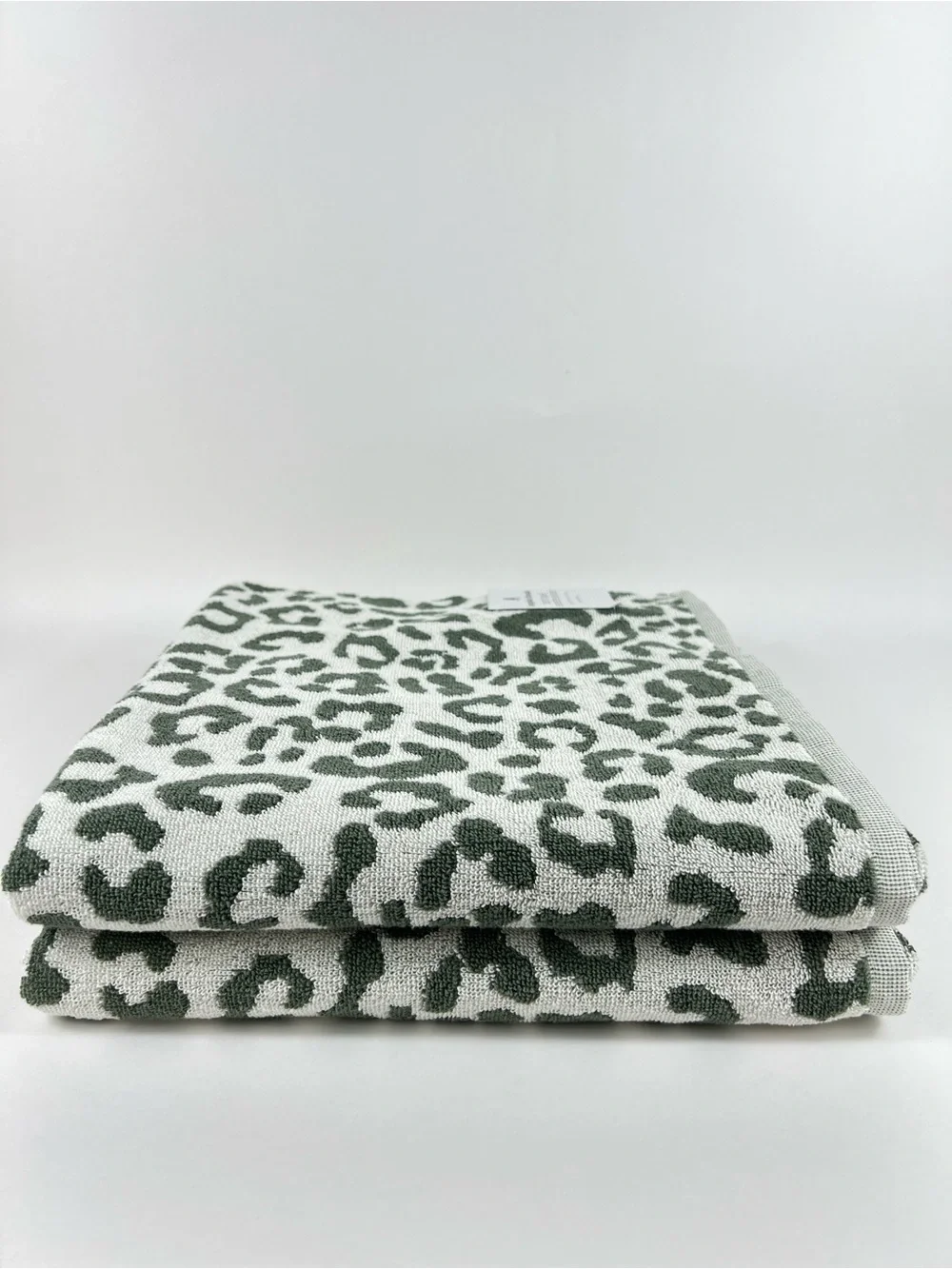 Bespoke Threads Bath Towels Sea Spray Green & Cream Leopard Soft Cotton 2 Pc NEW